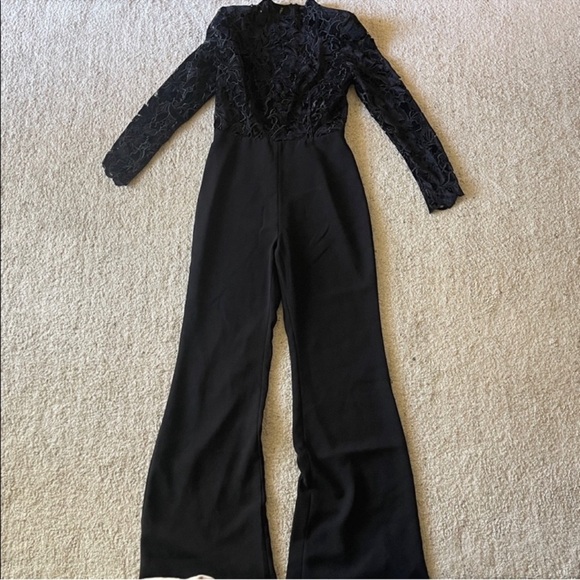 ✨NWT✨Nadine Merabi Eleanor Wide Leg Jumpsuit Black Velvet Long Sleeve Size 12 - Picture 3 of 7
